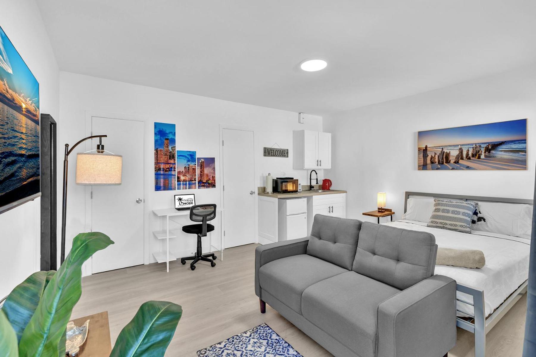 Young Circle & Hollywood Blvd Posh Studio Suite Exterior foto