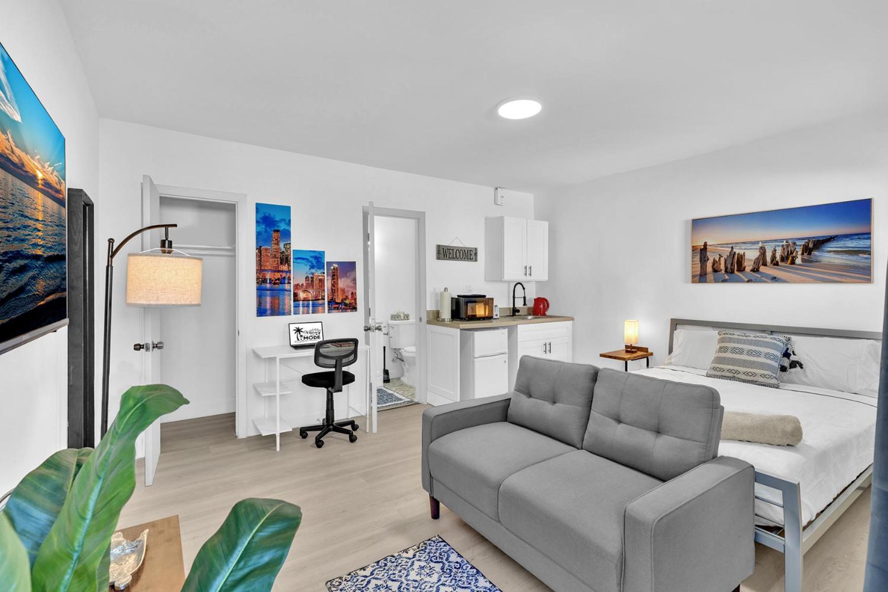 Young Circle & Hollywood Blvd Posh Studio Suite Exterior foto