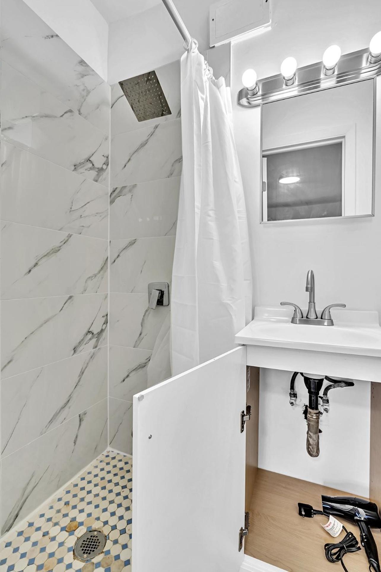 Young Circle & Hollywood Blvd Posh Studio Suite Exterior foto